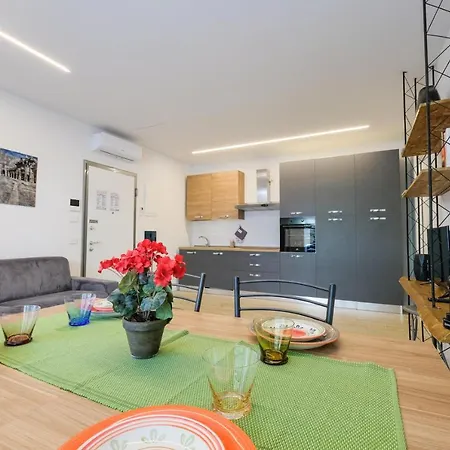 Bergamocitycenter 02 *